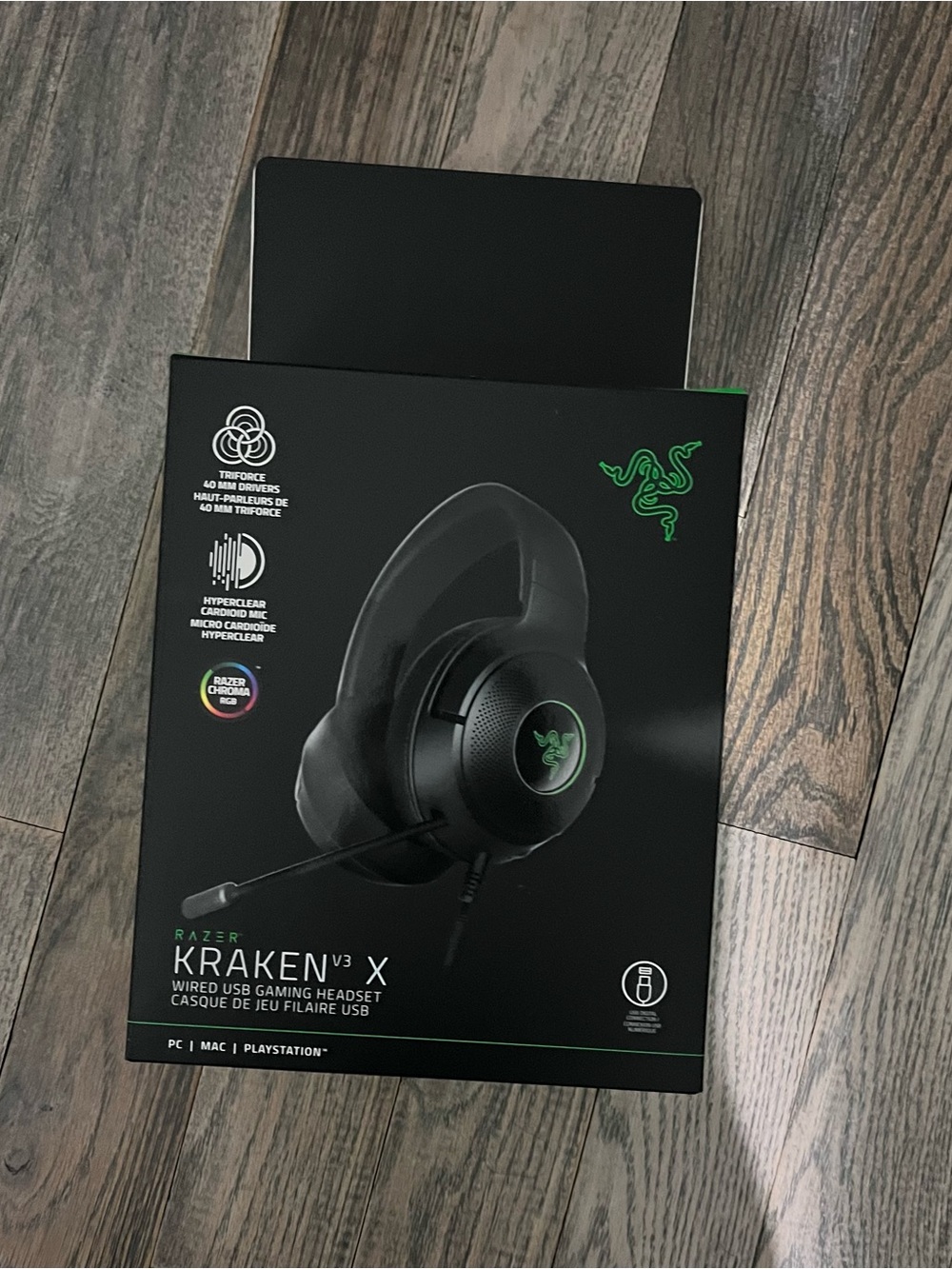 Razer Kraken V3 X Green Headset Packaging